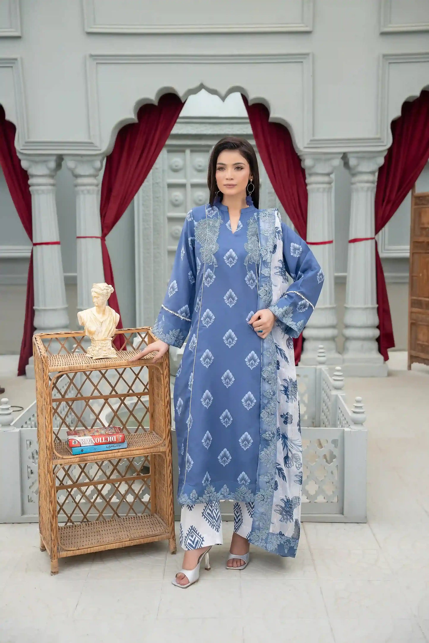 Nilofer - 3PC Printed Polysilk Suit (Unstitched)