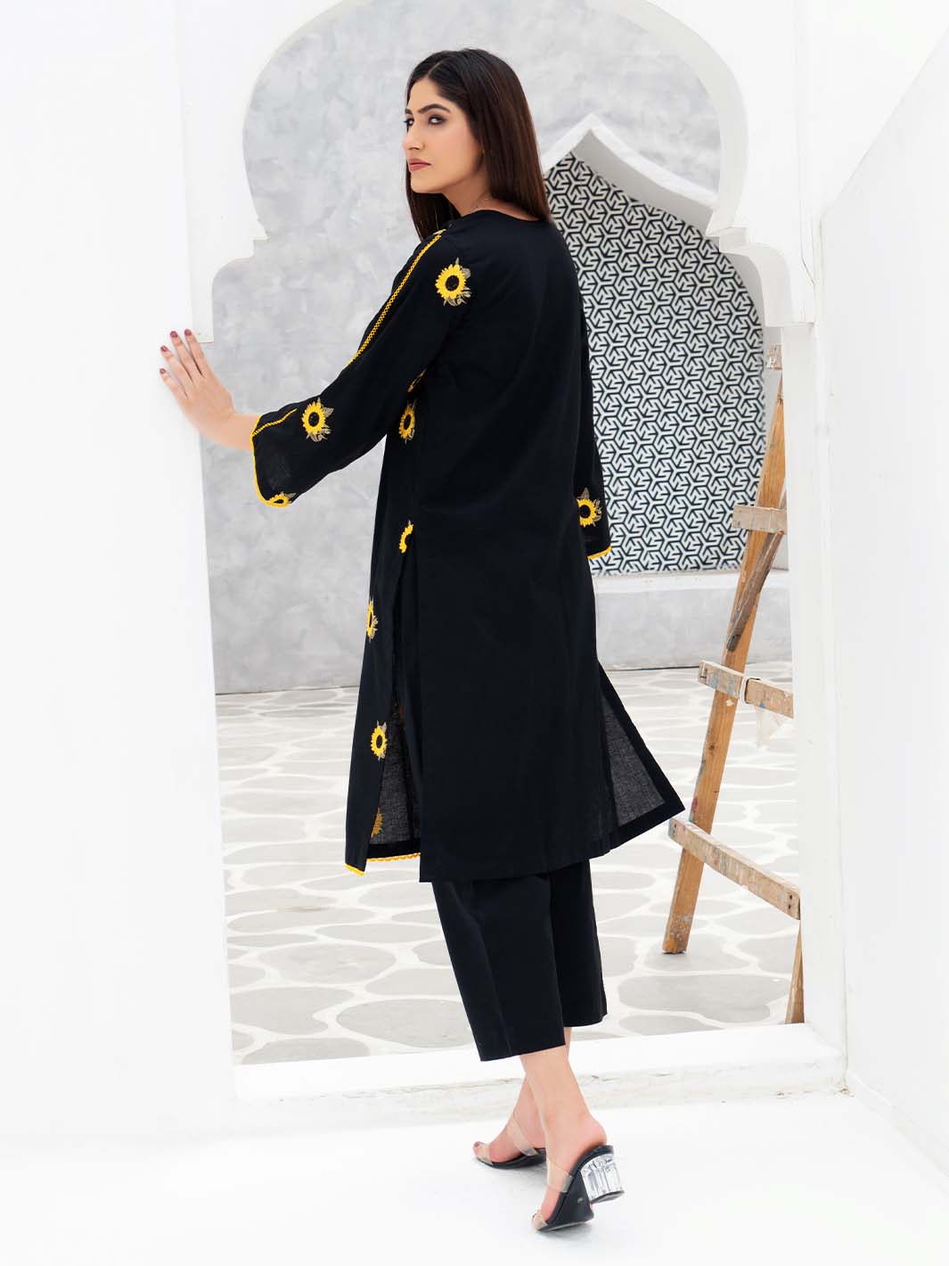 Sunflower Embroidered Lawn Suit